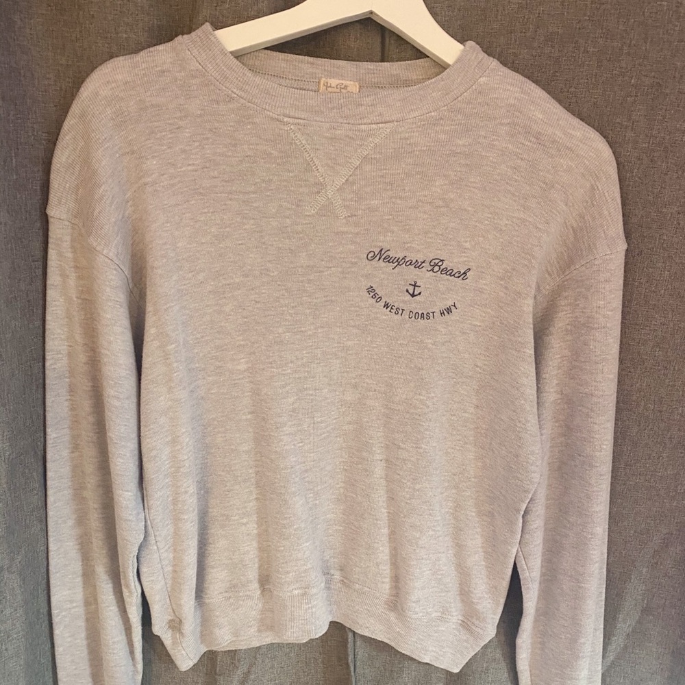 Brandy Melville Sweatshirt